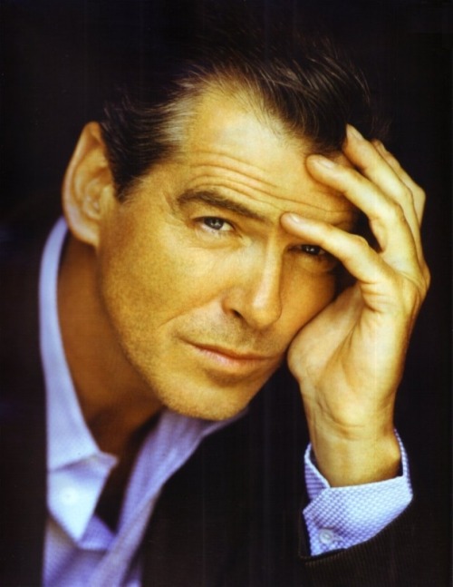 ladylokianna:  10th of 30 actors i admire: Pierce Brosnan