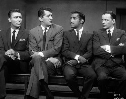 romantic-deviant:  20th-century-man:  Peter Lawford, Dean Martin, Sammy Davis Jr., Frank Sinatra; production still from Lewis Milestone’s Ocean’s 11 (1960)   Rat Pack