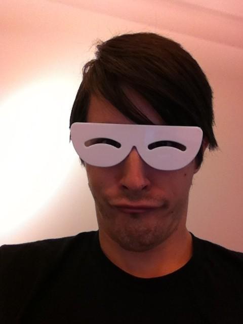 @JGQuintel: Hmm hmm. Gotta wear my Rigby shades during our Writers meeting. It&rsquo;s the only 