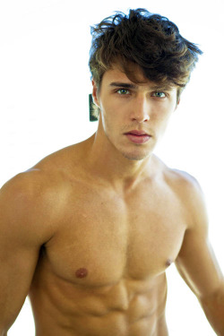 youngwildyears:  :  Lucas Medeiros  