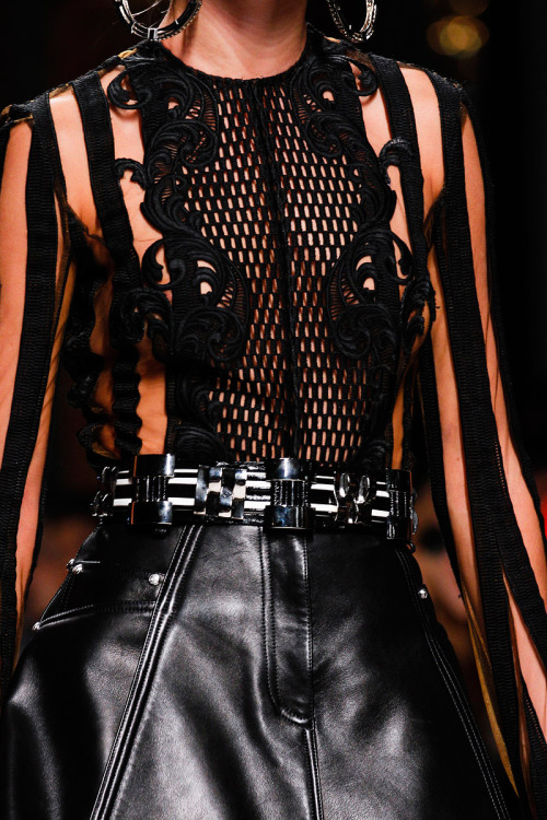 XXX highsandlo:  frickinridiculous: Balmain Spring photo