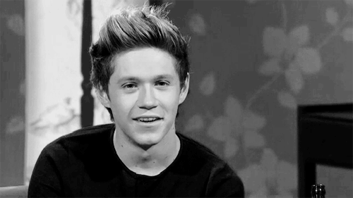 givemeirishcream:  trueniamheart:  letmalikyolips:  When his jaw juts out unFFF 