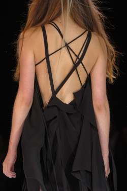 turnyourfacetothesun:  Yohji Yamamoto - Spring