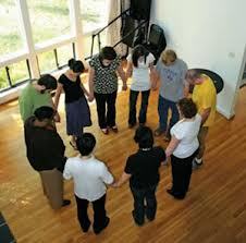 davesprites-booty:  prayer circle that Glee doesnt do gangnam style.  