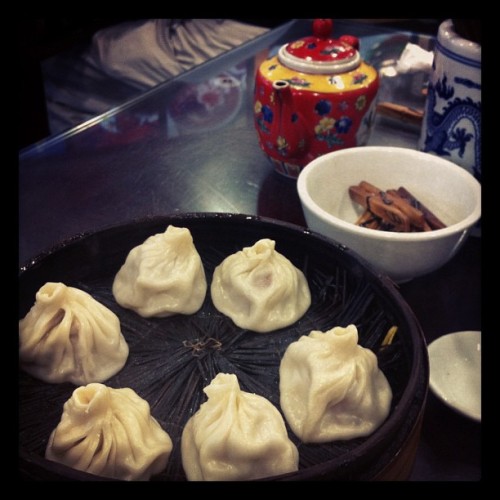 德兴馆 xiaolong thick chewy skin light vinegar RMB 10 #iHeartShanghai (Taken with Instagram)