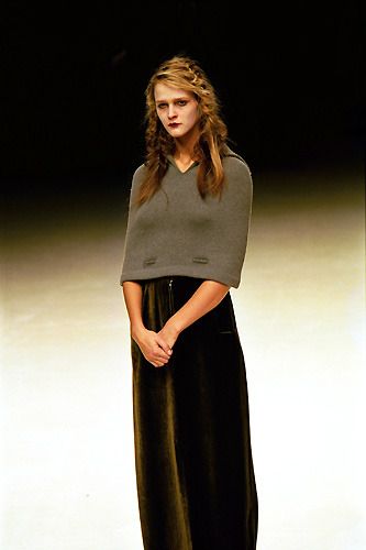 darkplumgirl:  yohji yamamoto • winter 1999 