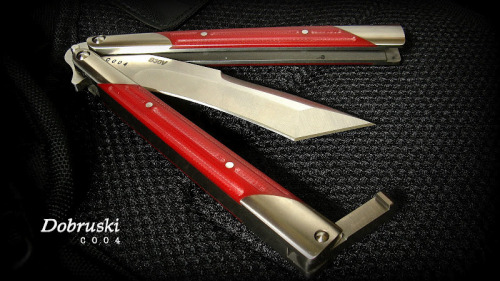 spookyspacesignal:  knifepics:  Balisong (Butterfly Knife)  hotawhat