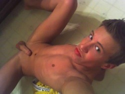 tonysnead08:  spoonsdammit:  New ones of this cute lad,I think…   Young and horny! Perfect!