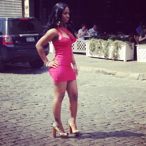 damn she phat