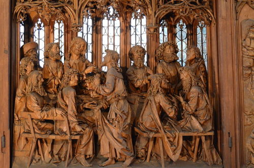 stormyarthur-blog: Detail of “The Last Supper” from Tilman Riemenschneider’s Altar