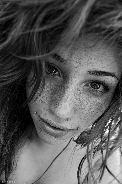 deargannav:  b&w blog