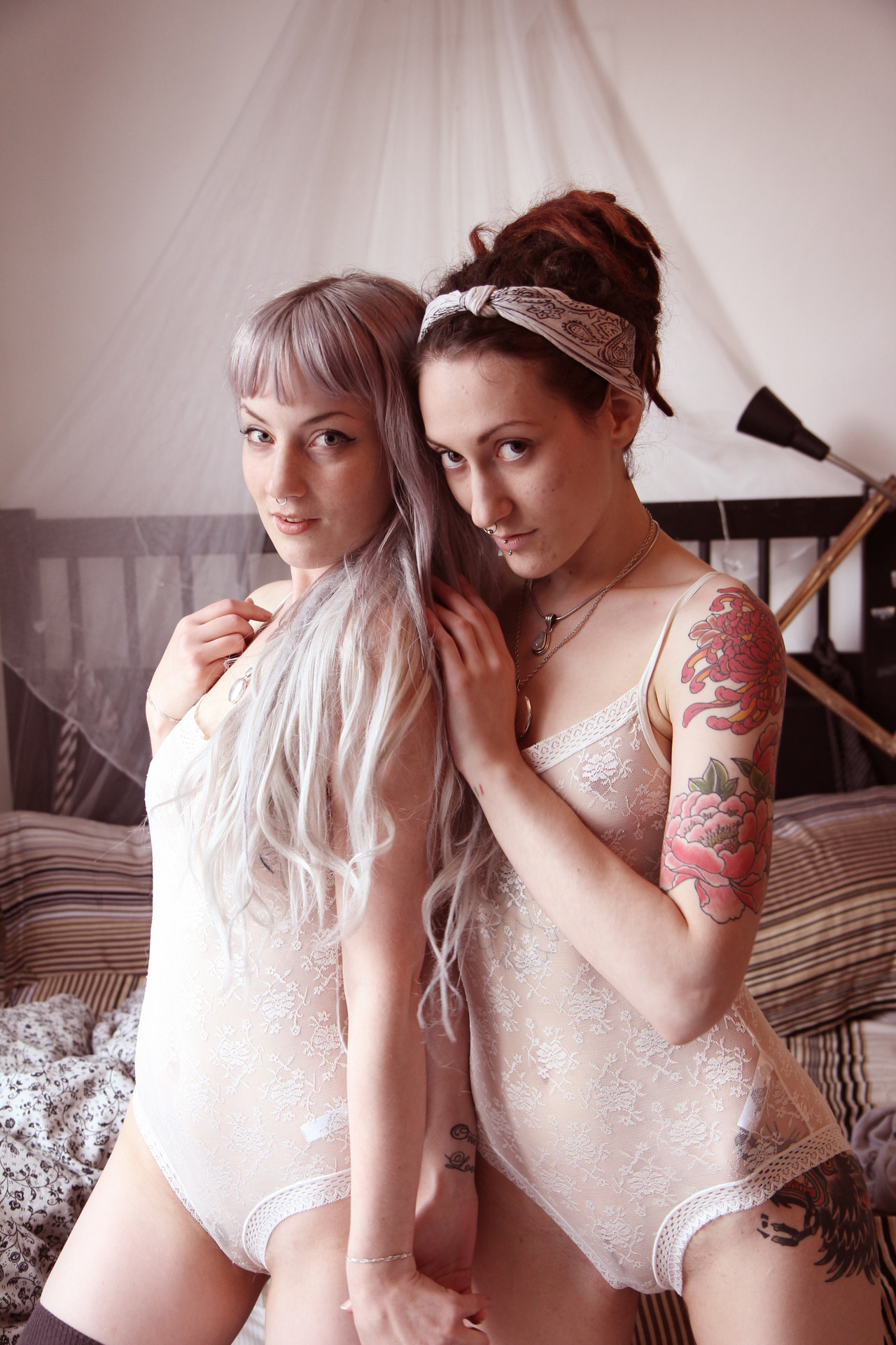 my number one babe girlfriend kiff and me have a set shot by lovisa available