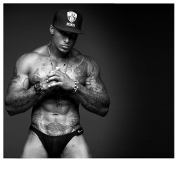 tastyblkman:  David Mcintosh + Rafael Leonidas