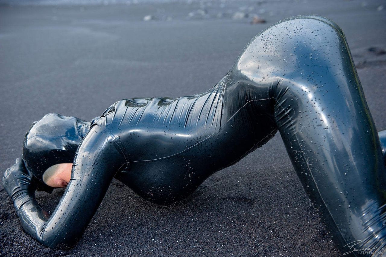 marchgriffin:  Bianca Beauchamp - Face down, ass up. 