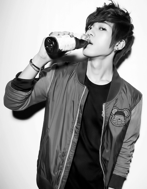 onlygoodforonenight:  25/? BW edits 