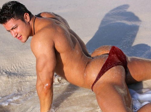 fredholt:  phatbootee:  BRAZILIAN ASS TO FUCK DEEP   www.fredholt.tumblr.com - #GayXXX