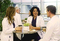 laurenurgayisshowing:  Now Mark is dead and Arizona done fucked up! My OT3 is screwed  