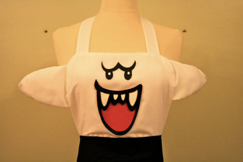 thenintendard:  Boo Apron By - darkballoons  “Cooking with Boo!”