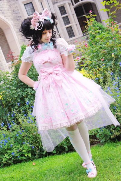 cadney:  This is my first Hime themed outfit! I’m really very happy with the way