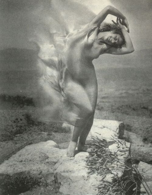 liquidnight:Edward SteichenWind Fire, 1920Gelatin silver printFrom Women’s Camera Work: Self/Body/Ot