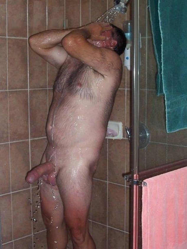 fhabhotdamncobs:  Big WOOF 