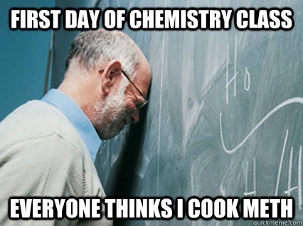 Primer día en clase de química y que todos piensen que cocino meta…