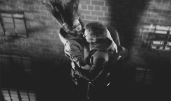 doctorwho:  Parallels between Sherlock ‘The Reichenbach Fall’ and Doctor Who ‘The Angles Take Manhattan’  