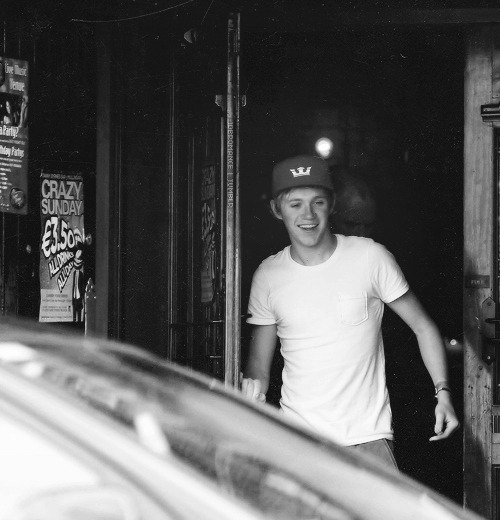 mycrushoniall:   STOP IT, HORAN  no really stop it. My ovaries are dead