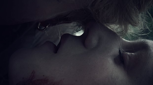 heyth3r3:  Triste mais uma otima cena… 