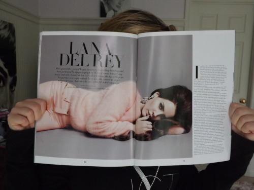 uglycult:  sunkittenphotography:  Lana  so proud of her 