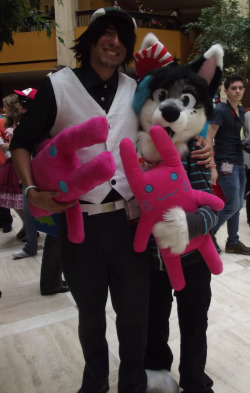 slushienyappy:  EEEEE ; u ;…. I went to AWA Saturday as Kotetsu and wore my Fursuit later in the day. I was so lucky to be able to meet two of the CUTEST Kotetsu and Barnaby cosplayers erv3rbth &lt;3 You two were so perfect! I wish I could have contained