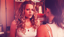 gifsoverbros-blog:Haley, it’s gonna be okay, right?Yeah, Brooke, it’s gonna be okay.