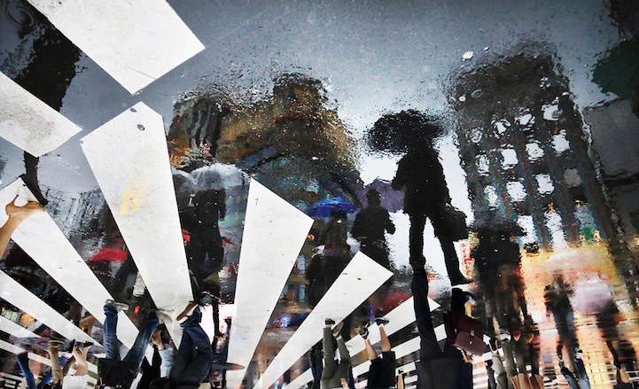 skeletales:  Generally, people don’t look forward to getting caught in the rain