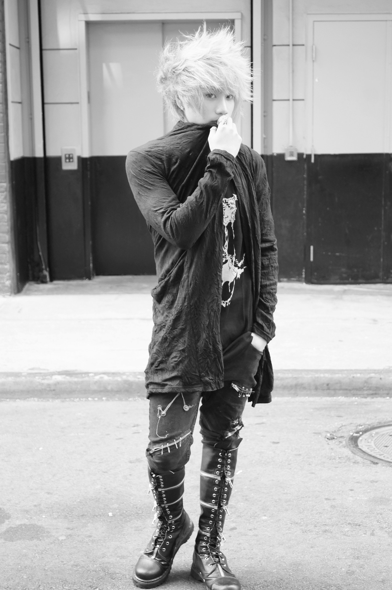 terryterata:  First look at my outfit from BPN that I modeled for recently ^_^For