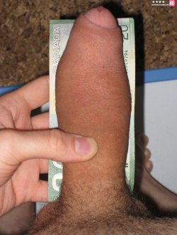 amonsterinmybed:  Age: 22, BiDick Size: Length: 6.25” Circumference: 6.6”Location: Canada