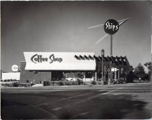 aquariumdrunkard:
“ Ship’s Coffee Shop (Culver City, CA), circa 1963
”
Used to walk past this building every day. It wasn’t Ship’s anymore but the sign was still there.