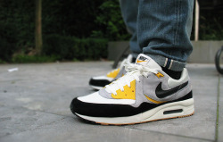 sweetsoles:  Nike Air Max Light - size? Exclusive