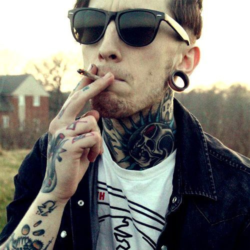 nonelikerae:  piercings, tattoos, grunge and punk blog