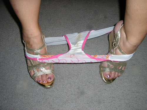 pantymom submitted this nice shot. Thanks pantymom!!