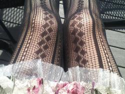 nylonpics:  Closeup of some lovely legs and tights 