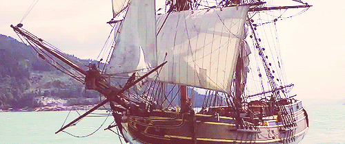 yourareunearthlything:  permission to come aboard captain.. 