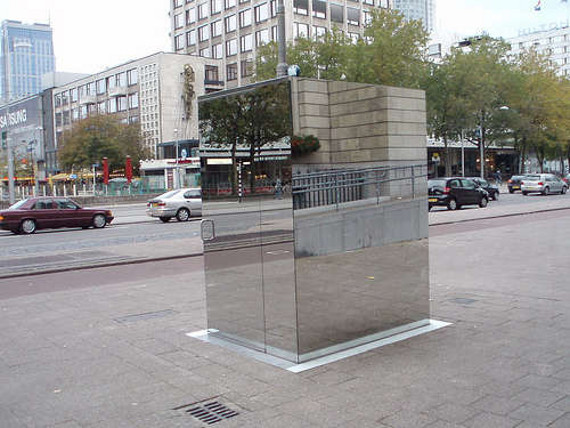 hellocati:  Artist Monica Bonvicini created this usable public toilet made of 1-way