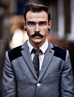 T0Nightweride:  Okay His Tash Is Pretty Fucking Cool, I’m Slightly Jealous 