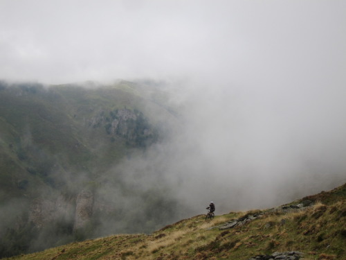 montamigo: Virée sur la montagne verte en faisant le tour de Grum par le défilé d’andreyt. La météo 