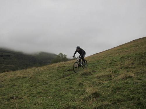 montamigo: Virée sur la montagne verte en faisant le tour de Grum par le défilé d’andreyt. La météo 