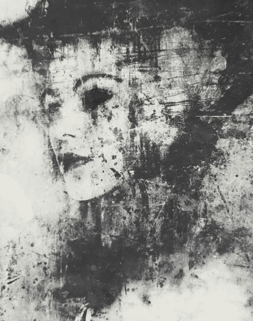 cirque-de-morgue-deactivated201:  Michal Mozolewski 