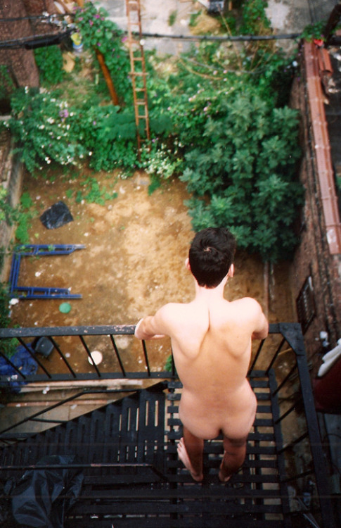 XXX fire escape photo