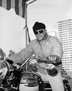 rebuildingmodernman:  The Man Steve McQueen 