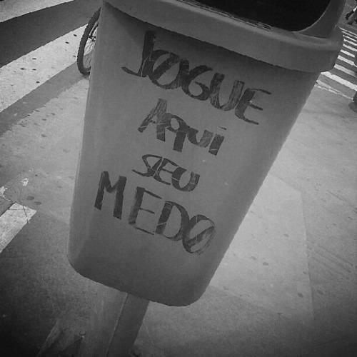 Embriagar.