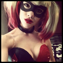 That’s a pretty hot Harley.